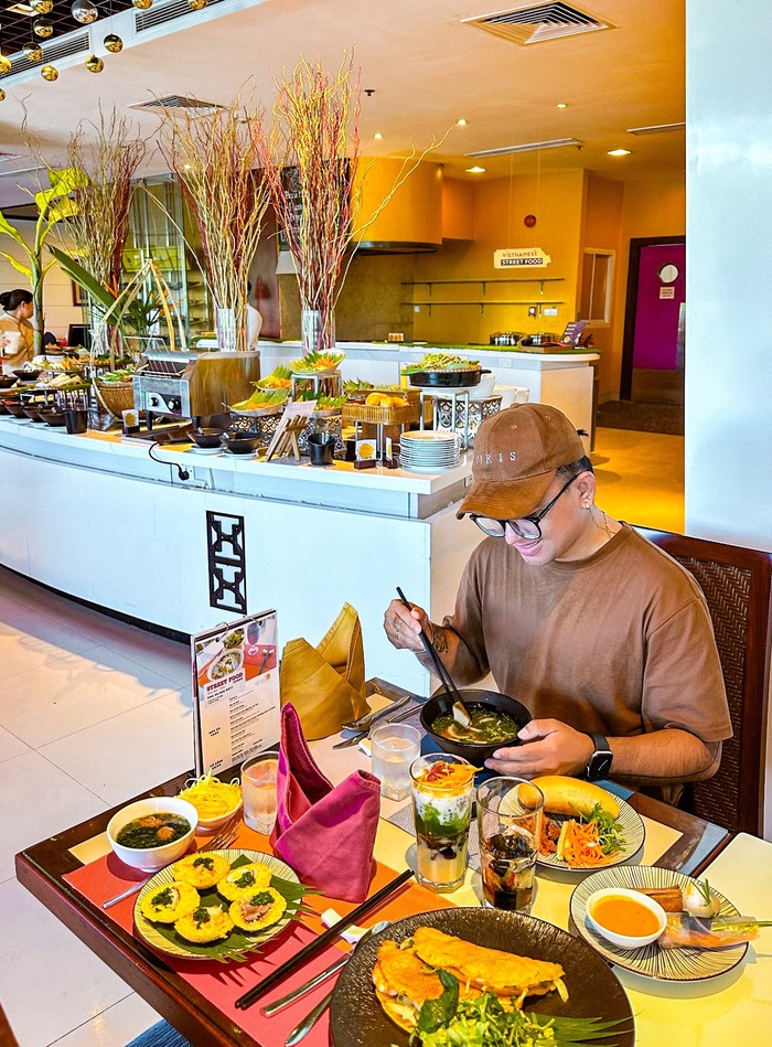 khám phá ẩm thực ở nhà hàng khách sạn nổi tiếng trung tâm Nha Trang