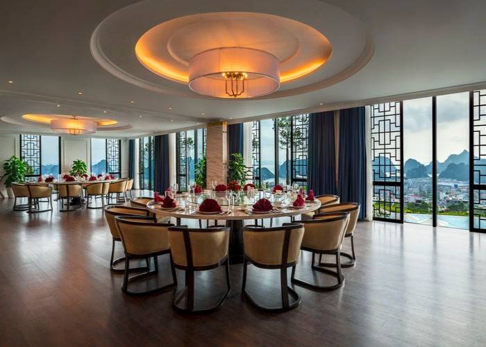 FLC Ha Long  Bay Golf Club & Luxury Resort 