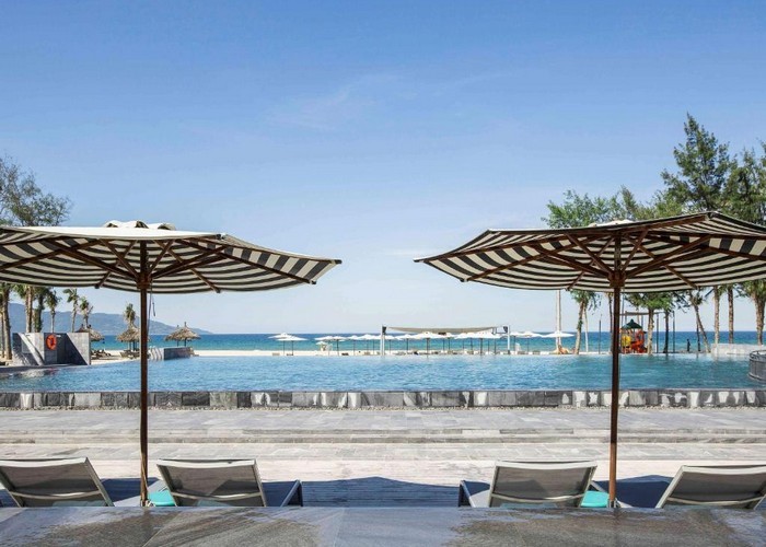 Combo 3N2Đ Pullman Đà Nẵng Beach Resort