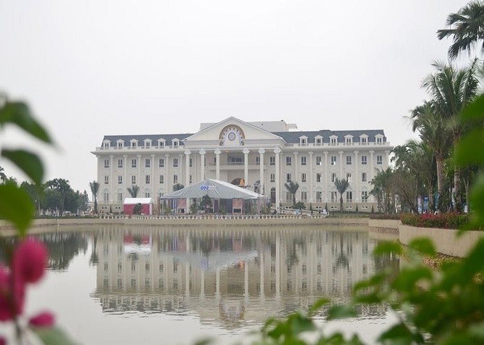 Tổng thể
