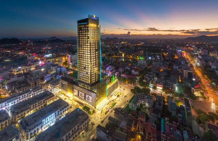 Vinpearl hotel Thanh Hóa về đêm