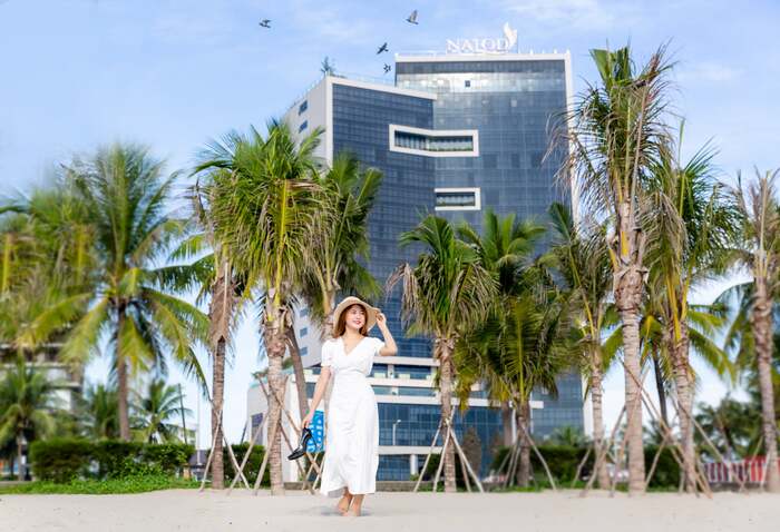 Tận hưởng kỳ nghỉ bên công viên Biển Đông náo nhiệt tại khách sạn Nalod Đà Nẵng