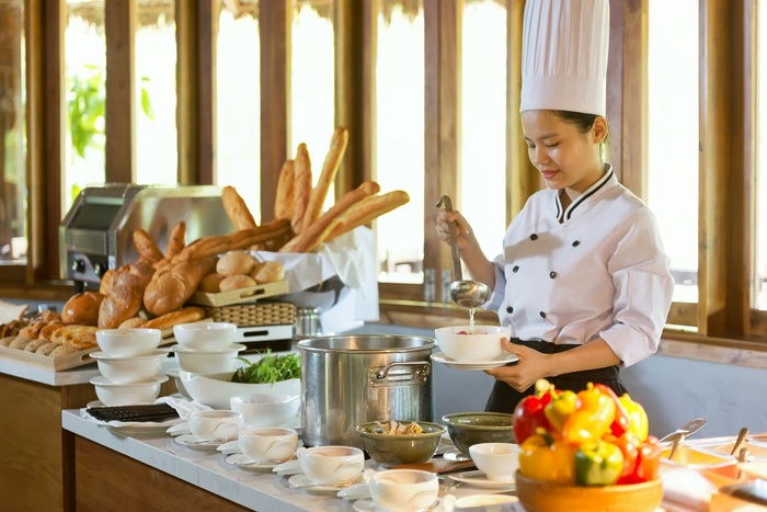Nghỉ dưỡng ‘chanh sả’ ở trung tâm quận 1 sầm uất với điểm dừng khách sạn Fusion Suites Sài Gòn