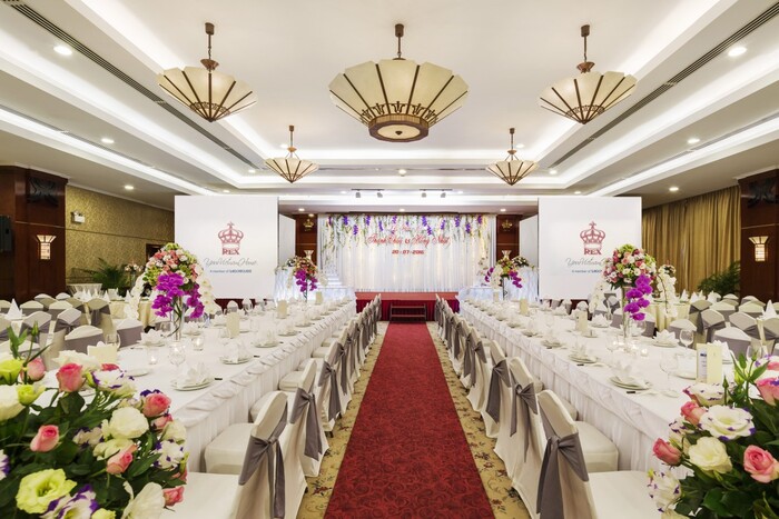 Khám nét đẹp dung hòa hiện đại – truyền thống thú vị tại khách sạn Rex Sài Gòn