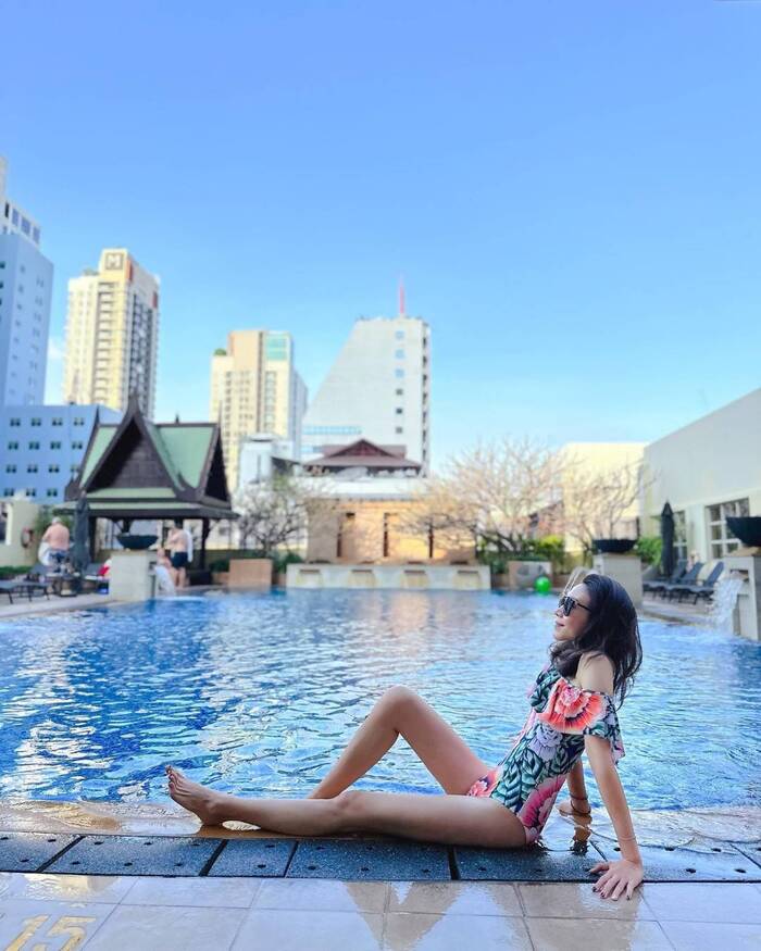 Bể bơi ở The Sukosol Hotel Bangkok