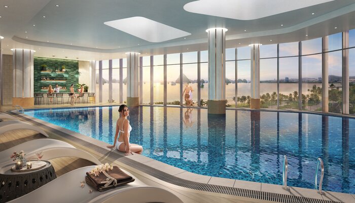 bể bơi trong nhà tại khách sạn nổi tiếng trung tâm Hạ Long