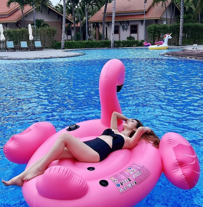 bể bơi ở Long Thuận Hotel
