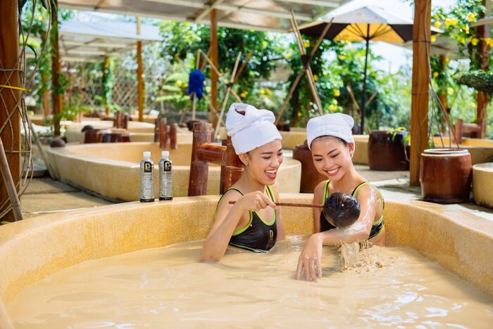 tắm bùn khoáng ở Tea Resort Bảo Lộc