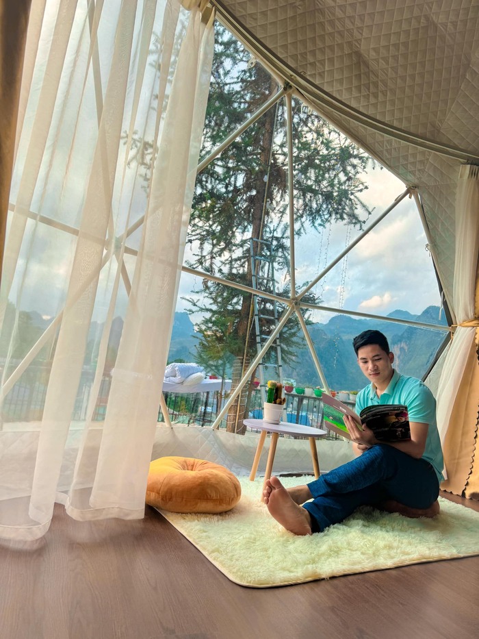 phòng nghỉ view núi rừng ấn tượng tại homestay đẹp ở Hà Giang 