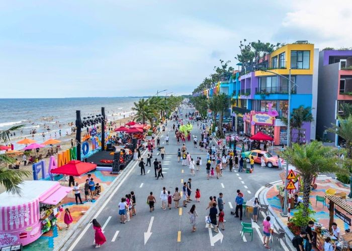 Flamingo Hải Tiến Thanh Hóa nằm trên bãi biển Hải Tiến