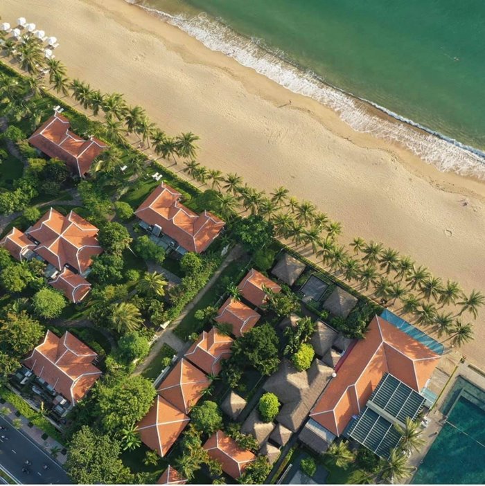 3 resort ở Nha Trang sát biển