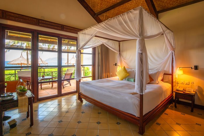3 resort ở Nha Trang sát biển