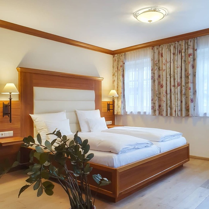 Cổ điển và xa hoa trong không gian nghỉ dưỡng hấp dẫn tại khách sạn Edelweiss Berchtesgaden
