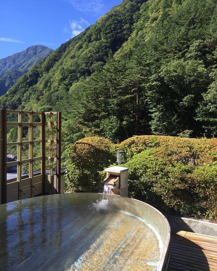Khám phá nét đẹp hoài cổ tại khách sạn Nishiyama Onsen Keiunkan lâu đời nhất Nhật Bản