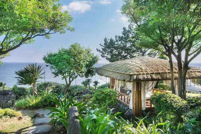 Thư giãn giữa không gian thiên nhiên đảo Jeju tại khách sạn The Seaes Hotel & Resort