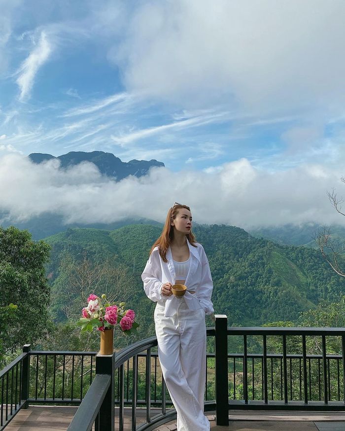 Find a peaceful place at the poetic P'apiu resort in the heart of the mountains and forests of Ha Giang