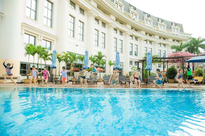 ‘Phát cuồng’ với kỳ nghỉ tại Hilton Hà Nội Opera - Khu nghỉ dưỡng mang âm hưởng Pháp quyến rũ giữa lòng thủ đô