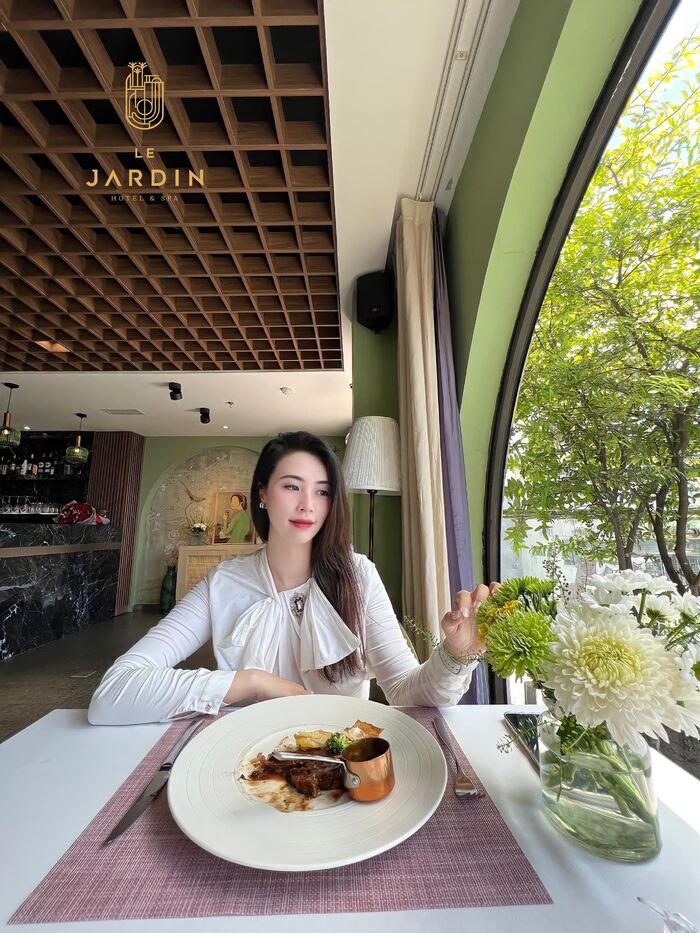 nhà hàng ở Le Jardin Hotel Hà Nội