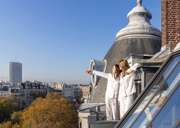 khách sạn giá rẻ ở Paris sở hữu kiến ​​trúc Haussmannian điển hình