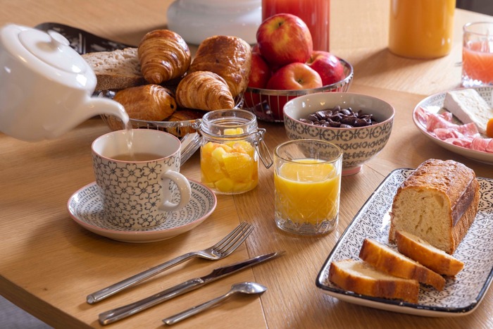 khách sạn giá rẻ ở Paris cung cấp bữa sáng hấp dẫn