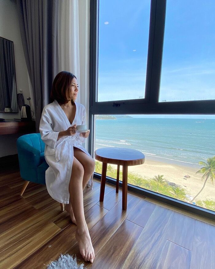 Nghỉ dưỡng đẳng cấp và lưu trú cách ly an toàn tại khách sạn Alisia Beach Hotel Đà Nẵng
