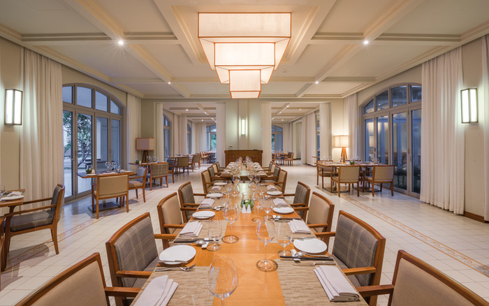 Nghỉ dưỡng sang chảnh và đẳng cấp tại FLC Sầm Sơn Grand Luxury Hotel nức danh xứ Thanh