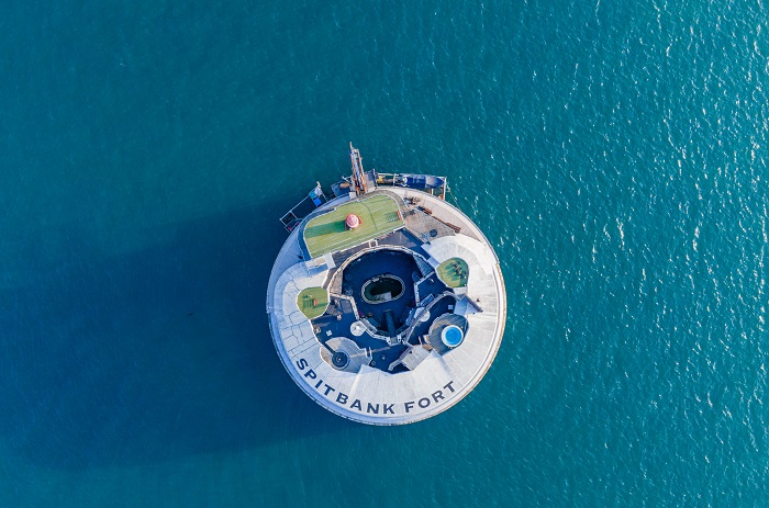 Spitbank Forts hotel ở Anh