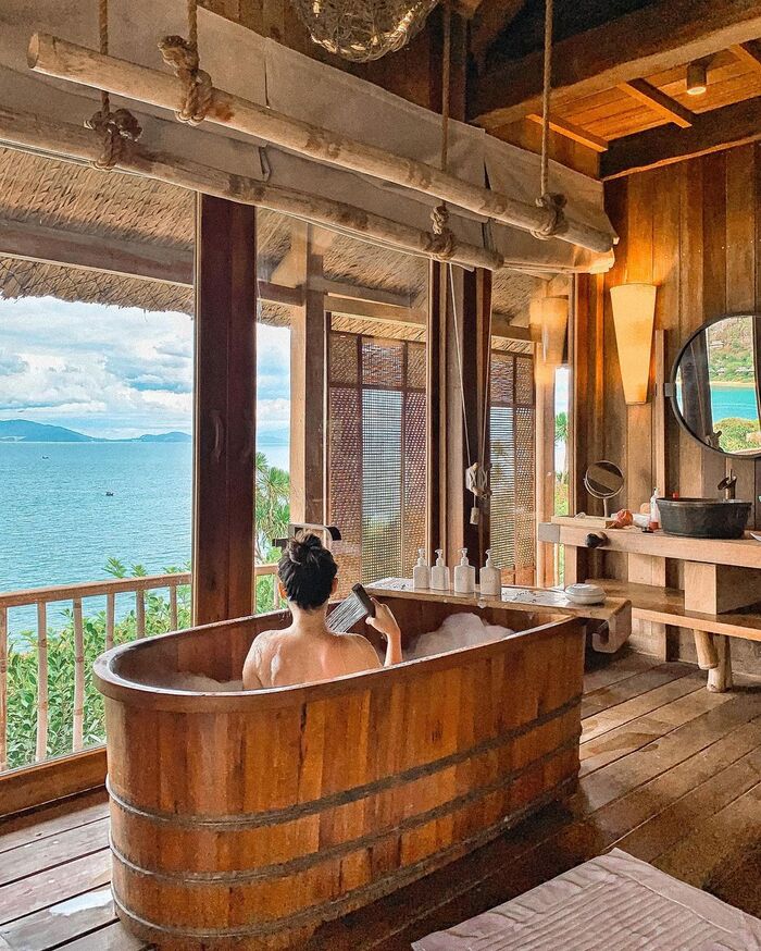 Trải nghiệm nghỉ dưỡng đẳng cấp tại những khách sạn Nha Trang gần biển hấp dẫn không thể bỏ lỡ