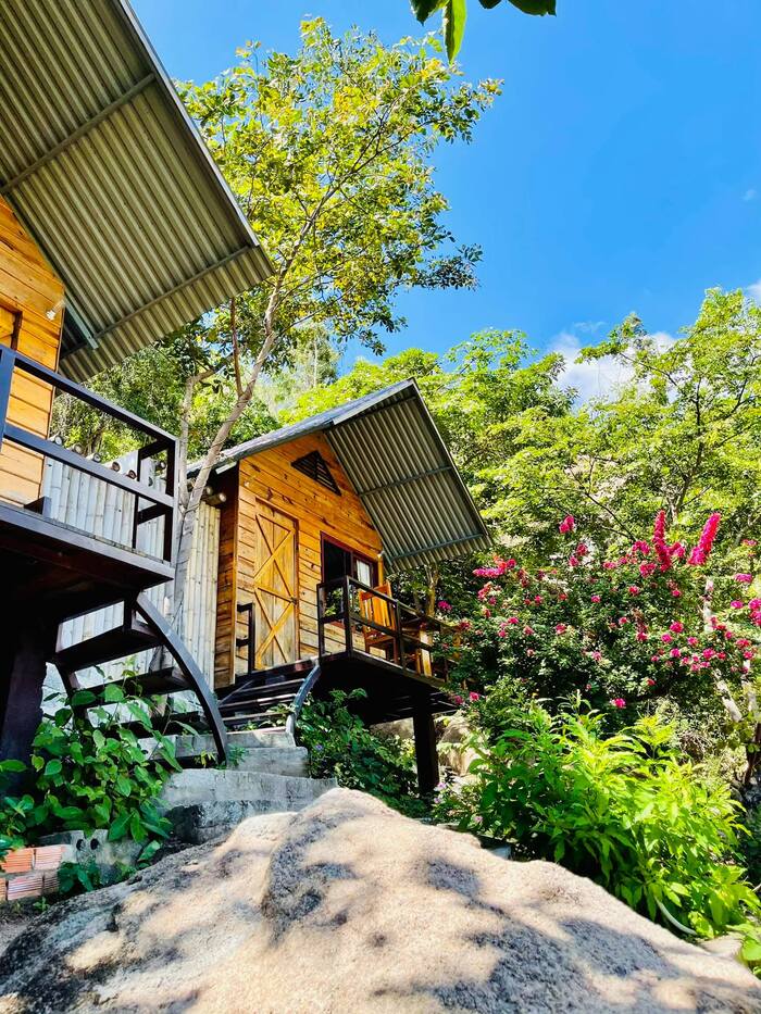 Không gian homestay giá rẻ ở Cam Ranh gần gũi với thiên nhiên