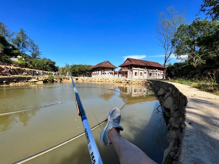 câu cá ở Quỳnh Viên Resort 