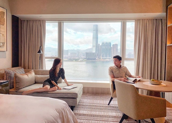 Lạc vào không gian sang chảnh tại khách sạn Four Seasons Hong Kong tọa lạc ngay cảng Vicoria