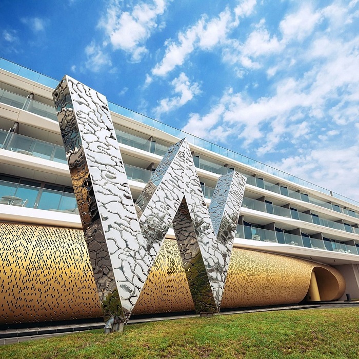 Tận hưởng kỳ nghỉ dưỡng xa hoa tại W Hotel The Palm, khách sạn 5 sao nổi tiếng Dubai