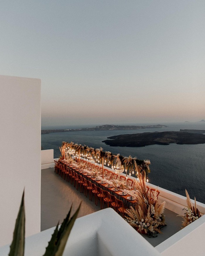 Lạc vào thiên đường nghỉ dưỡng Grace Santorini Hotel đẹp như thơ như mộng tại Hy Lạp
