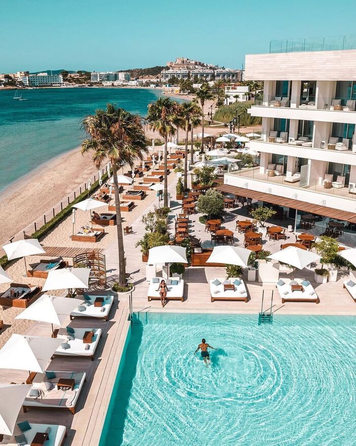 Dạo bước giữa ‘thiên đường biển’ Nobu Hotel Ibiza Bay đẳng cấp hàng đầu Tây Ban Nha