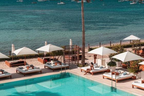 Dạo bước giữa ‘thiên đường biển’ Nobu Hotel Ibiza Bay đẳng cấp hàng đầu Tây Ban Nha