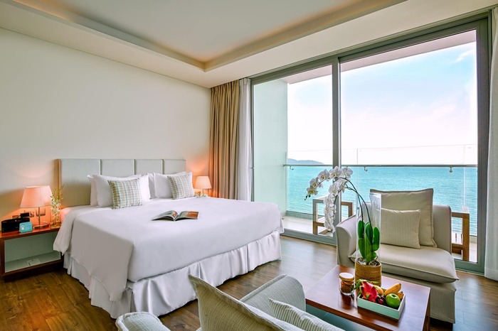 Khách sạn Alacarte Đà Nẵng – Trải nghiệm chiêm ngưỡng bãi biển Mỹ Khê thơ mộng từ trên cao