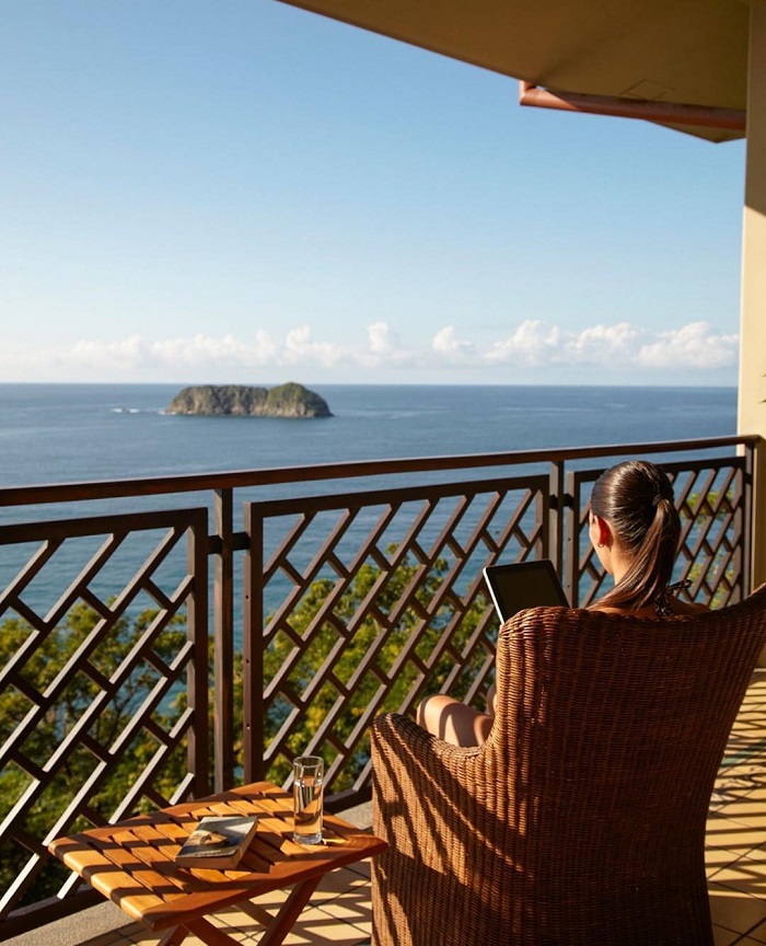 Đưa nhau đi trốn tại thiên đường nhiệt đới Arenas Del Mar Resort trong chuyến khám phá Costa Rica