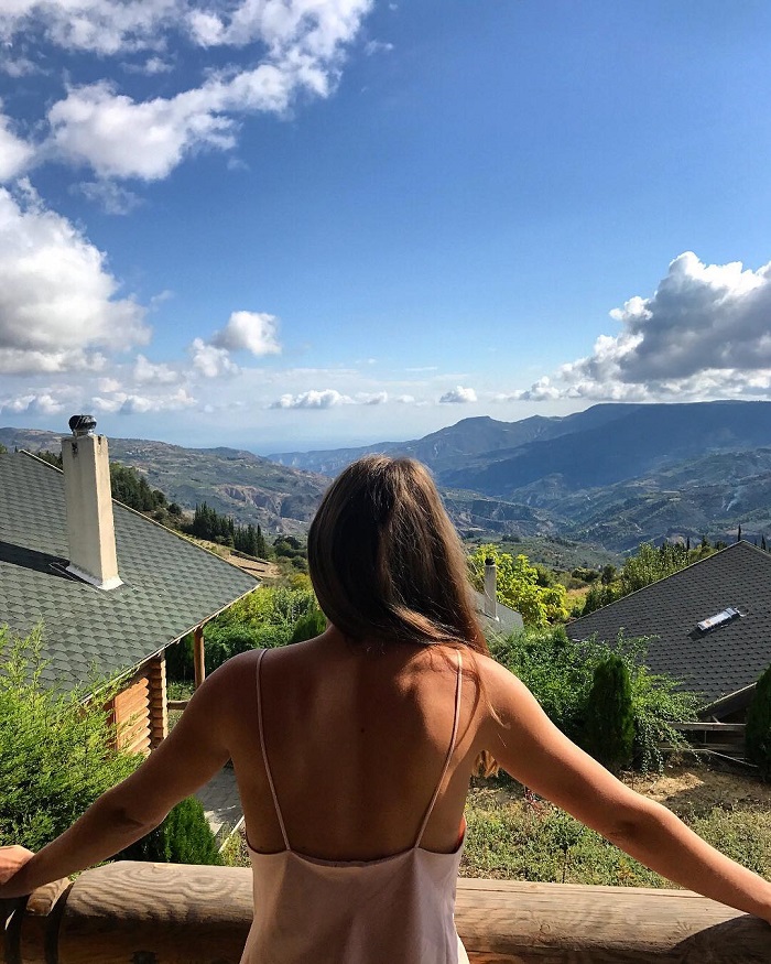 Khám phá Hyades Mountain Resort, khách sạn lấy cảm hứng từ gỗ và thiên nhiên tại Hy Lạp