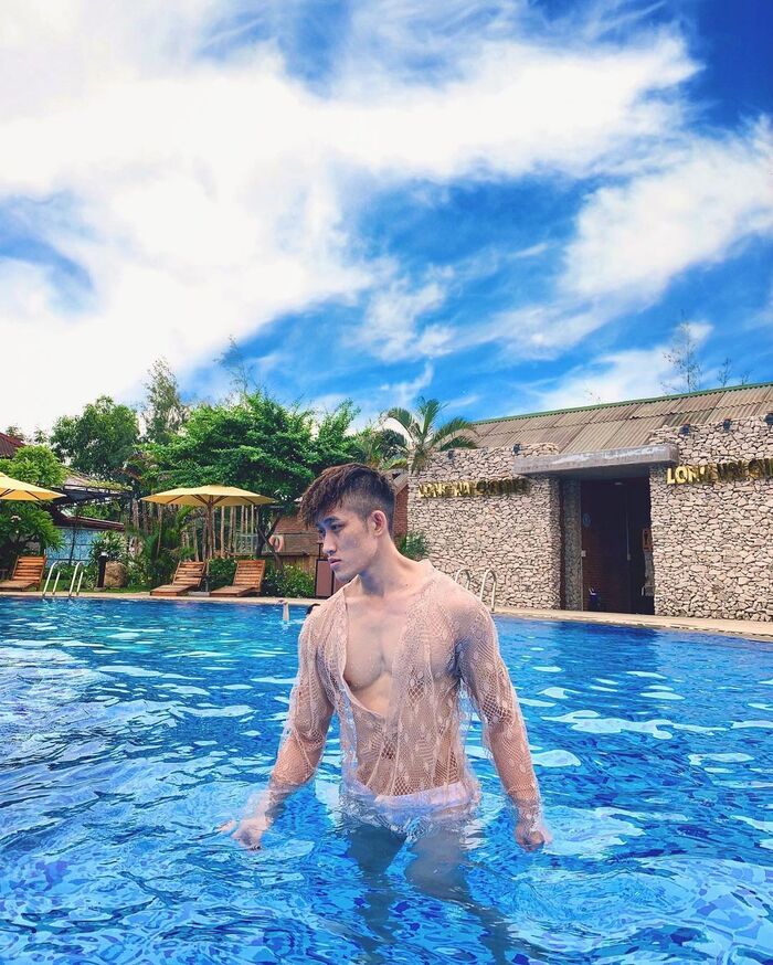 Lạc bước giữa ‘ngôi làng Hobbit’ độc đáo, ấn tượng tại Long Hải Channel Beach Resort bên bờ biển
