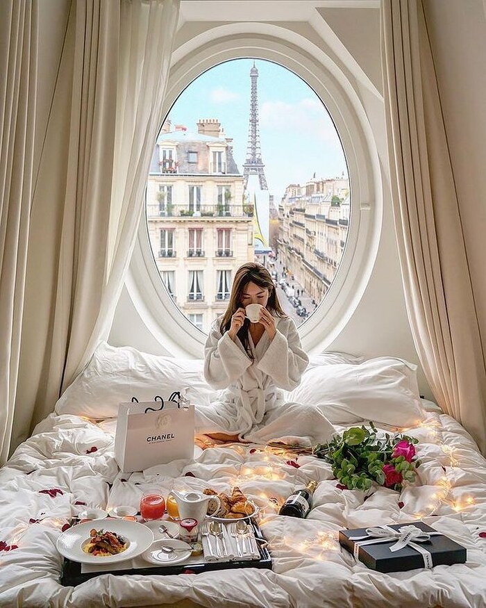 Top các khách sạn ‘triệu đô’ sở hữu những chiếc giường sống ảo nổi tiếng được các ngôi sao Instagram săn đón