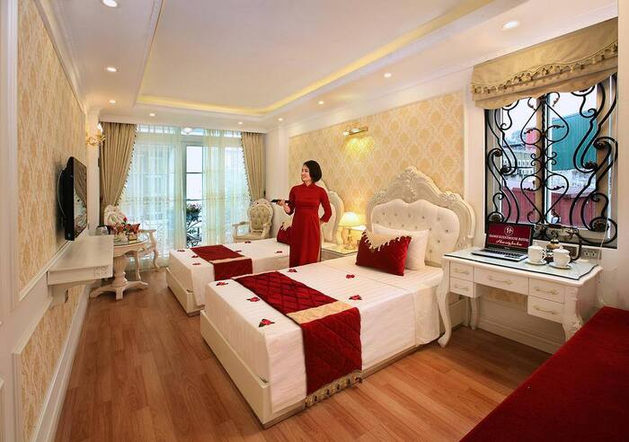 phòng nghỉ sang trọng ở khách sạn gần ga Hà Nội