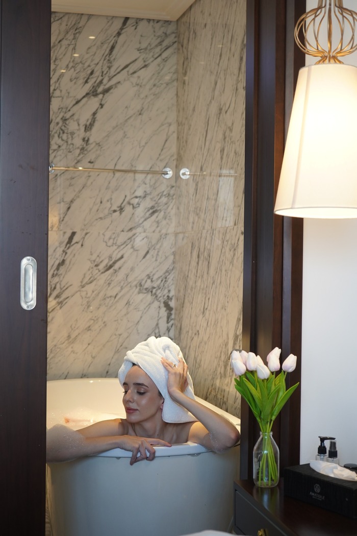 Khách sạn gần nhà thờ lớn Hà Nội - Anatole Hotel Hanoi