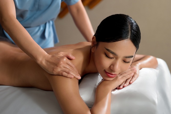 Khách sạn gần nhà thờ lớn Hà Nội - Mövenpick Hotel Hanoi Centre