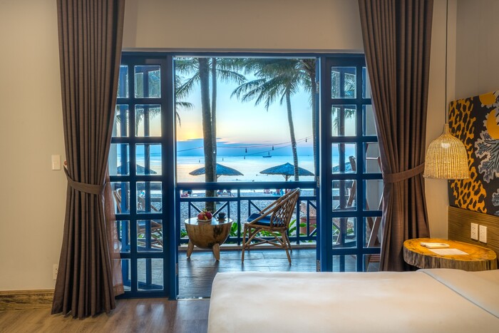 Tận hưởng kỳ nghỉ dưỡng bên bờ biển đảo ngọc thơ mộng tại L'Azure Resort Phú Quốc